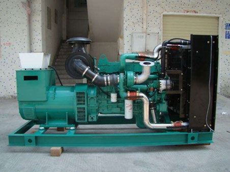 疏附1100kw康明斯柴油发电机组图片 疏附1100kw康明斯柴油发电机组图片